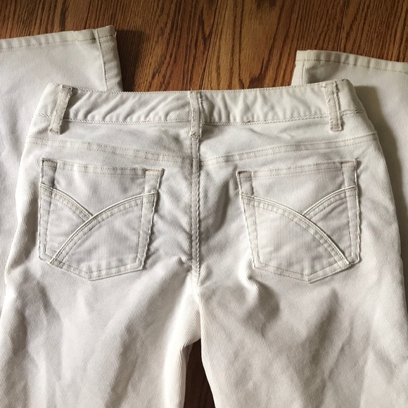 AéRopostale cream corduroys - Picture 4 of 4